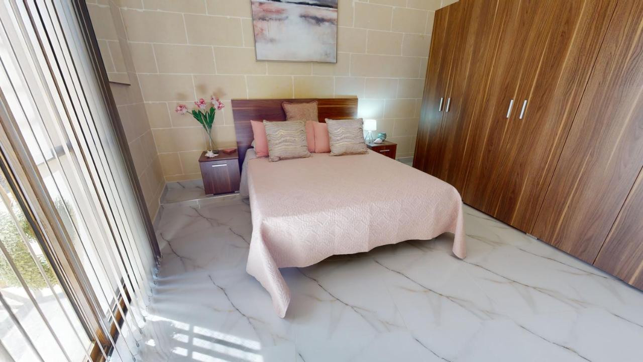 Dubhlina - Luxury Bed & Breakfast - Gozo Zebbug  エクステリア 写真